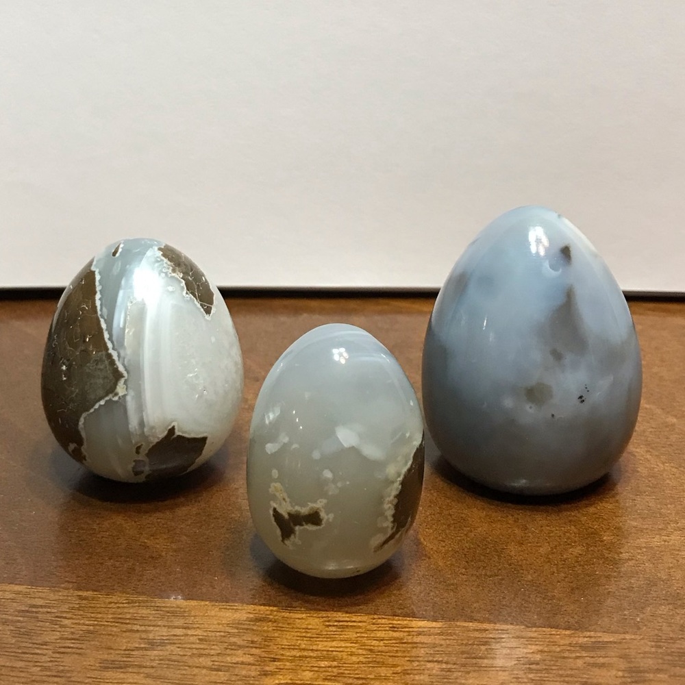 Agate Eggs - Picture 3 of 8